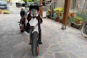 KTM 690 smcr 2014