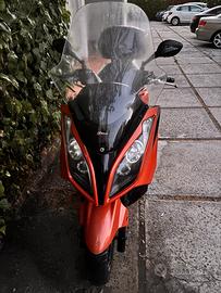 Kymco Downtown 300i