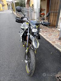 Moto SWM 125