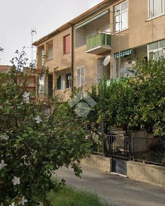 4 LOCALI A REGGIO DI CALABRIA