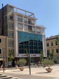 Uffici centralissimi, varie metrature