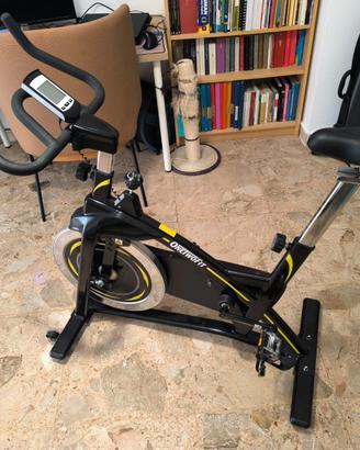 Cyclette magnetica con volano da 16 kg
