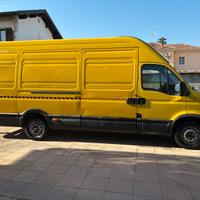 Iveco daily passo extra lungo tetto alto