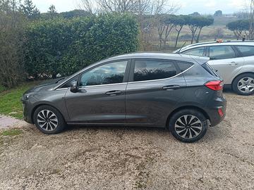 Ford Fiesta Ibrida 