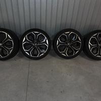 Cerchi e gomme Renault Clio 4 serie 17 Diamantati 