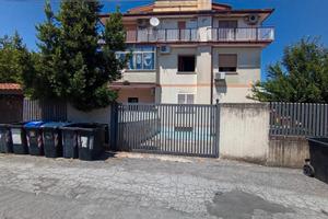 Vallesanta Boccea quadrilocale 1300 euro