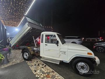 Mahindra Bolero 2.5 CRDe 4WD SC Pup. Rib. Tril.