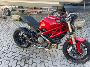 Ducati Monster 1100 Evo