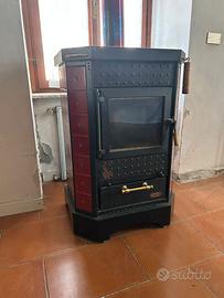 Stufa a legna modello Island