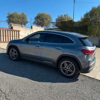 Mercedes GLA 200D AMG PREMIUM NO COMMERCIANTI