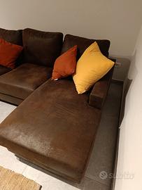 Divano angolare 2 posti usato nuovo