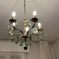 Lampadario in gocce di cristallo con abat jour