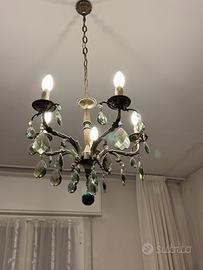 Lampadario in gocce di cristallo con abat jour