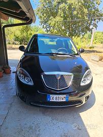 lancia y 1.2 a benzina 80cv