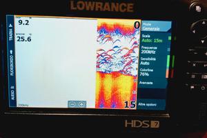 Ecoscandaglio lowrance hds carbon 7