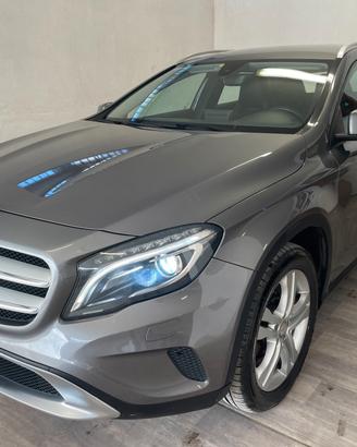 Mercedes-benz GLA 200 136 CV Automatica Premium FU