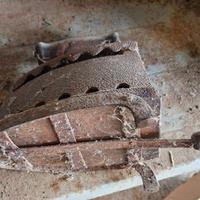 Ferro antico  e bilancia in ferro