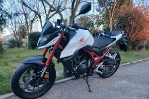 Honda Hornet 750 - 2024