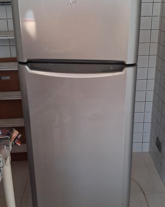 Frigorifero Indesit