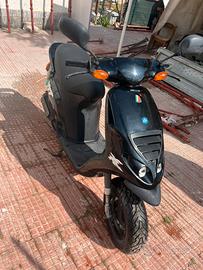 Scooter Piaggio NTT 50