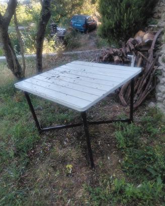 tavolo giardino in ferro