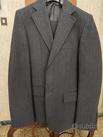 Abito completo taglia 44 nero invernale