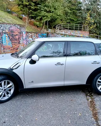 MINI Cooper D Countryman