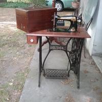 Macchina da cucire singer vintage