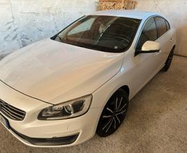 Volvo S60 D3 2000cc 136cavalli