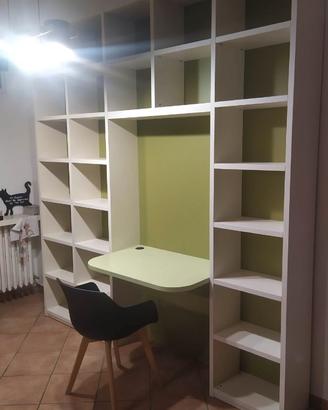 Libreria con scrivania