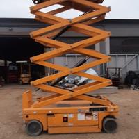 Piattaforma Aerea verticale cesoia Iteco Haulotte