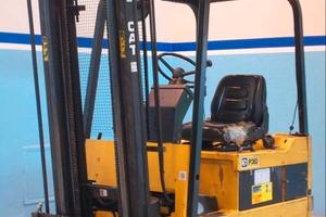 Muletto elettrico 1500kg CAT