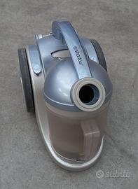 Aspirapolvere senza sacchetto