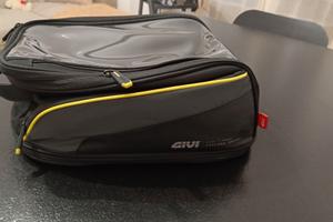 Borsa serbatoio Givi ea131