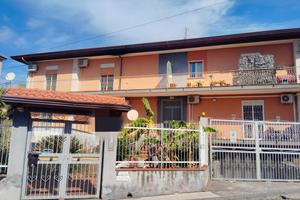 5 Vani Corso Sicilia Motta Sant' Anastasia