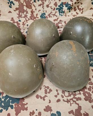 WW2 - 5 Elmetti M33 tg. 55/56/57/58 (N%)