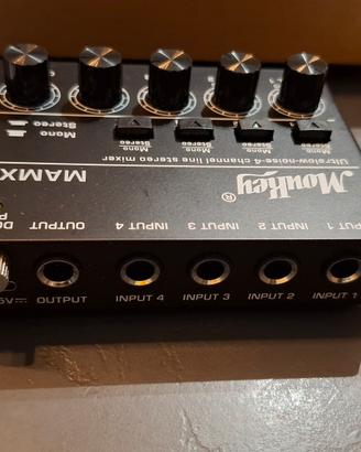 Mini Mixer Moukey 4 canali