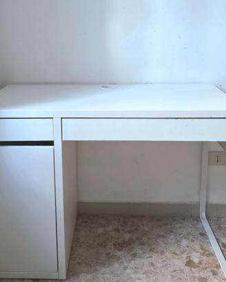 Scrivania ikea bianca micke