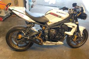 STREET TRIPLE 675R Depotenziata A2