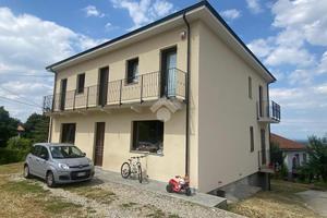 VILLA SINGOLA A GASSINO TORINESE