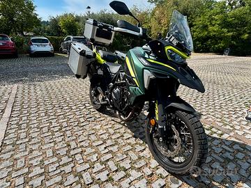 Benelli TRK 702 X