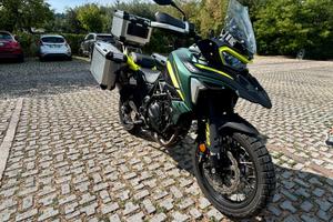 Benelli TRK 702 X
