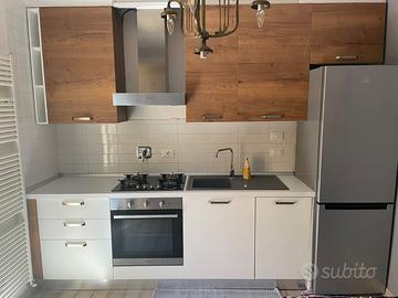 Svendita mobili cucina lavatrice armadio