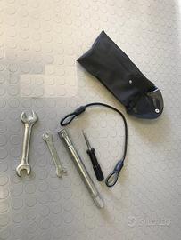 Kit chiavi sotto sella Tmax 2001 2011