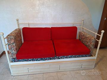DIVANO LETTO