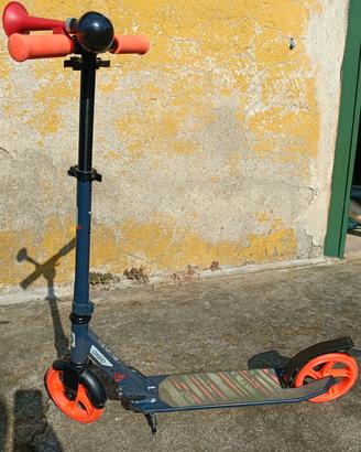 Monopattino 175 mm regolabile e pieghevole 
