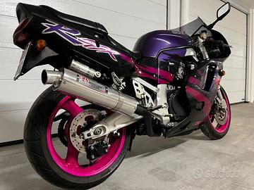 Gsx r 750