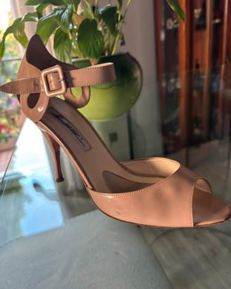 Brian Atwood n 38