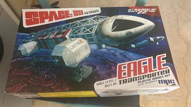 Astronave space 1999 40 anniversario + colori ecc