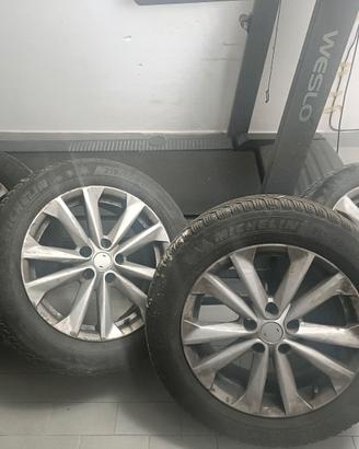 Michelin gomme invernali 215 60 17